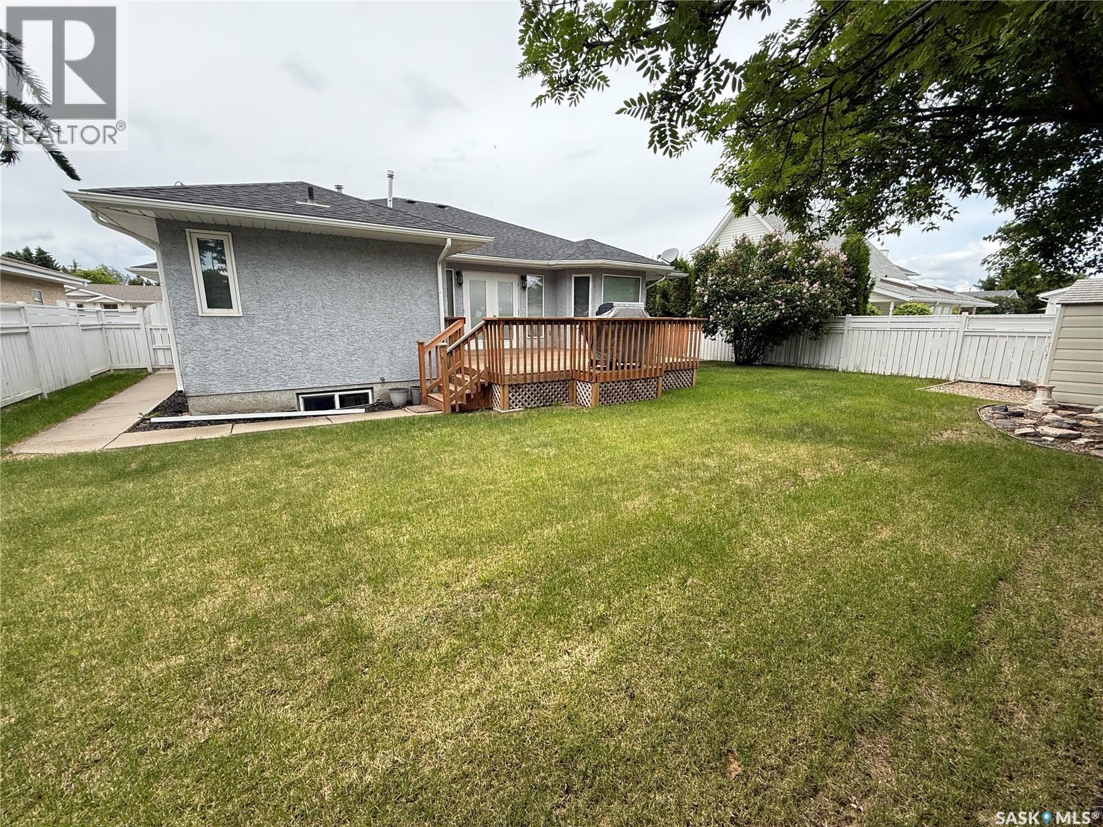 708 Adamson CRESCENT - 3