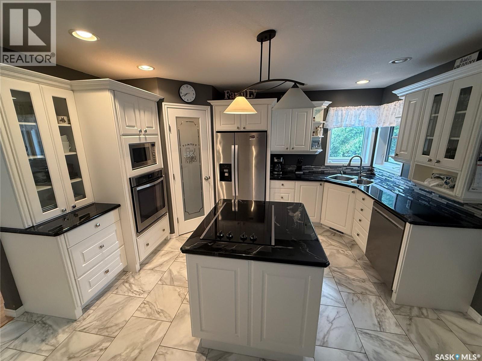 708 Adamson CRESCENT - 7