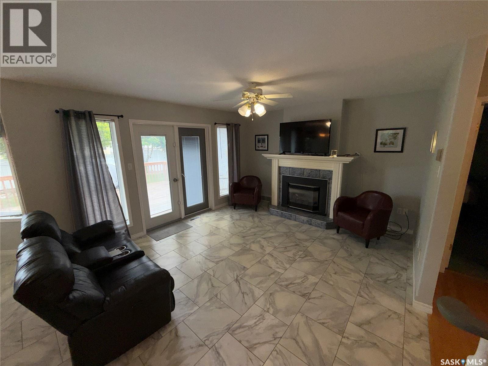 708 Adamson CRESCENT - 9