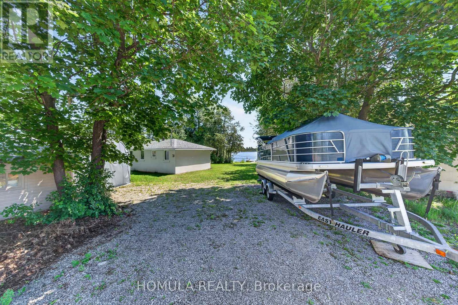 24 RIVERSIDE DRIVE - 35