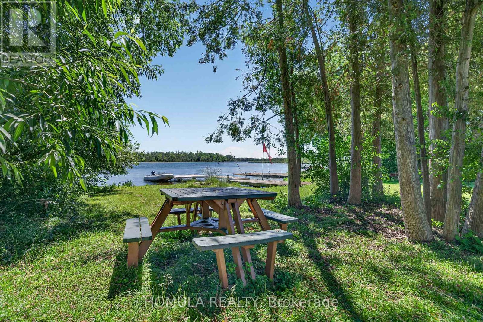 24 RIVERSIDE DRIVE - 41