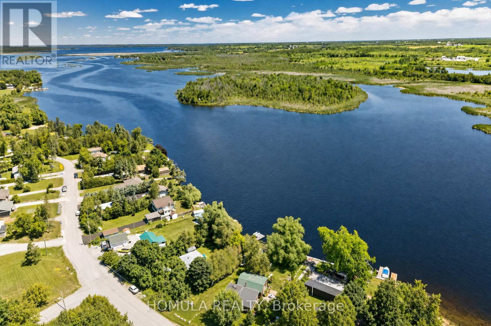 24 RIVERSIDE DRIVE - 49