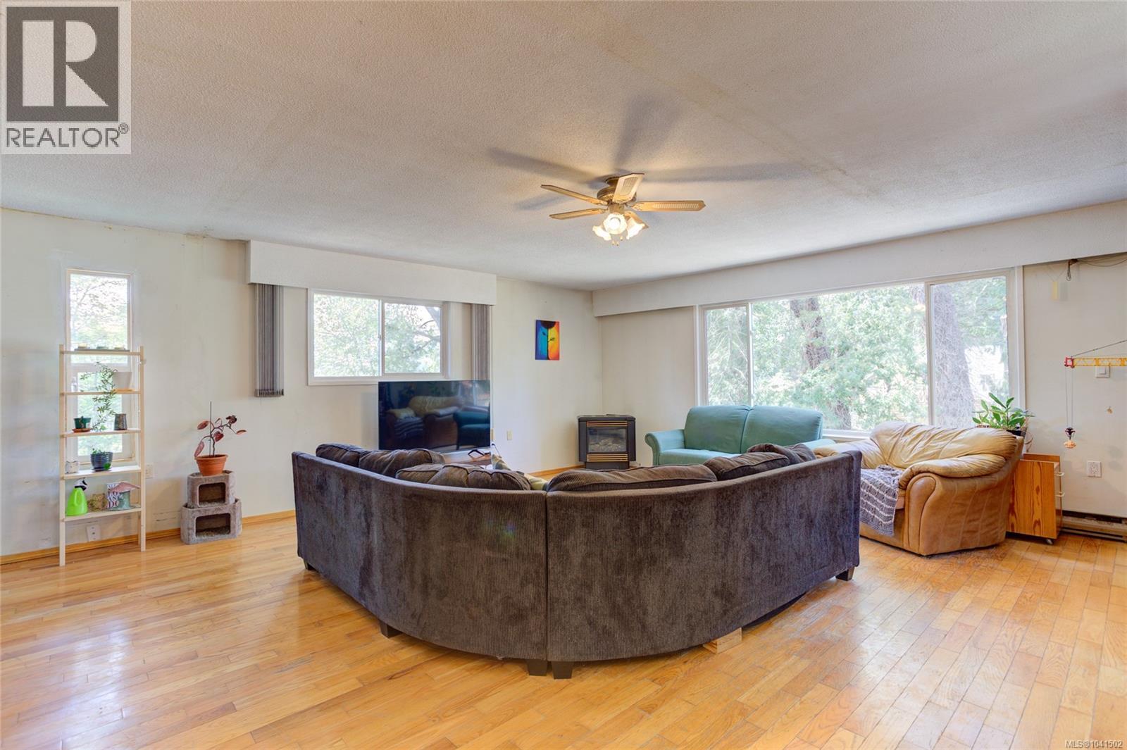6013 Wisteria Pl - 22
