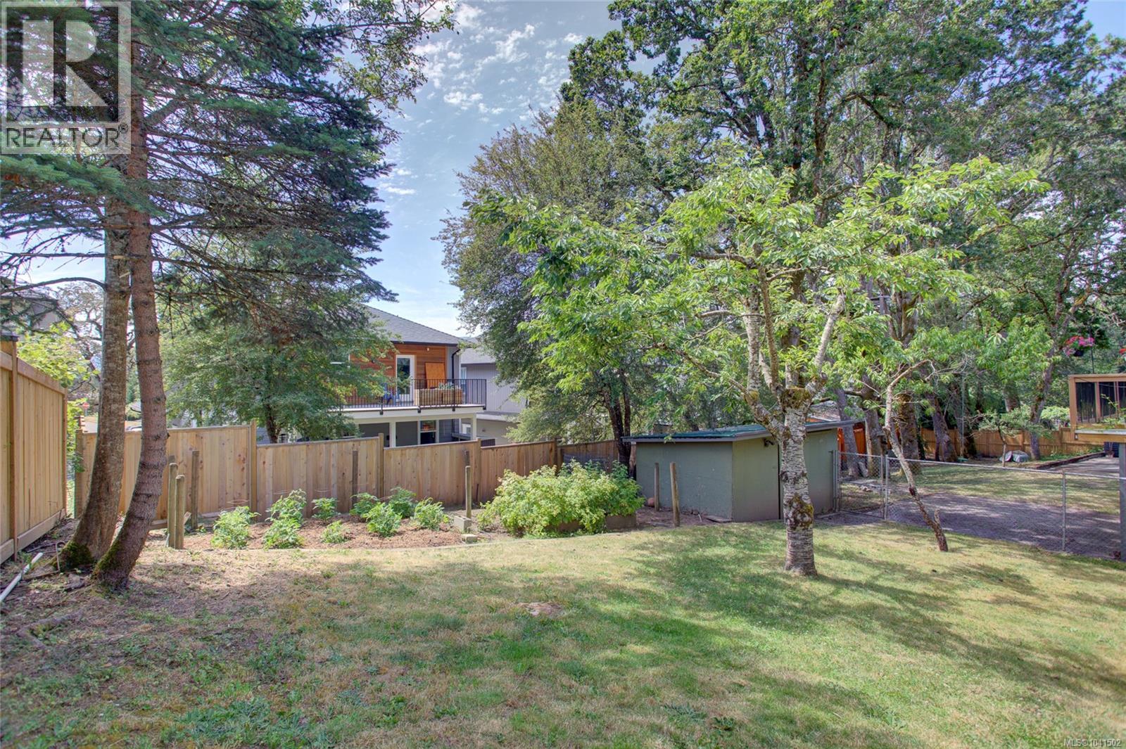 6013 Wisteria Pl - 56