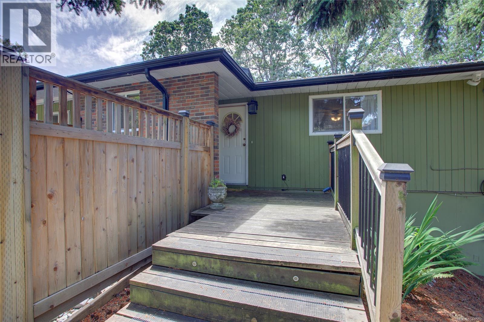 6013 Wisteria Pl - 4