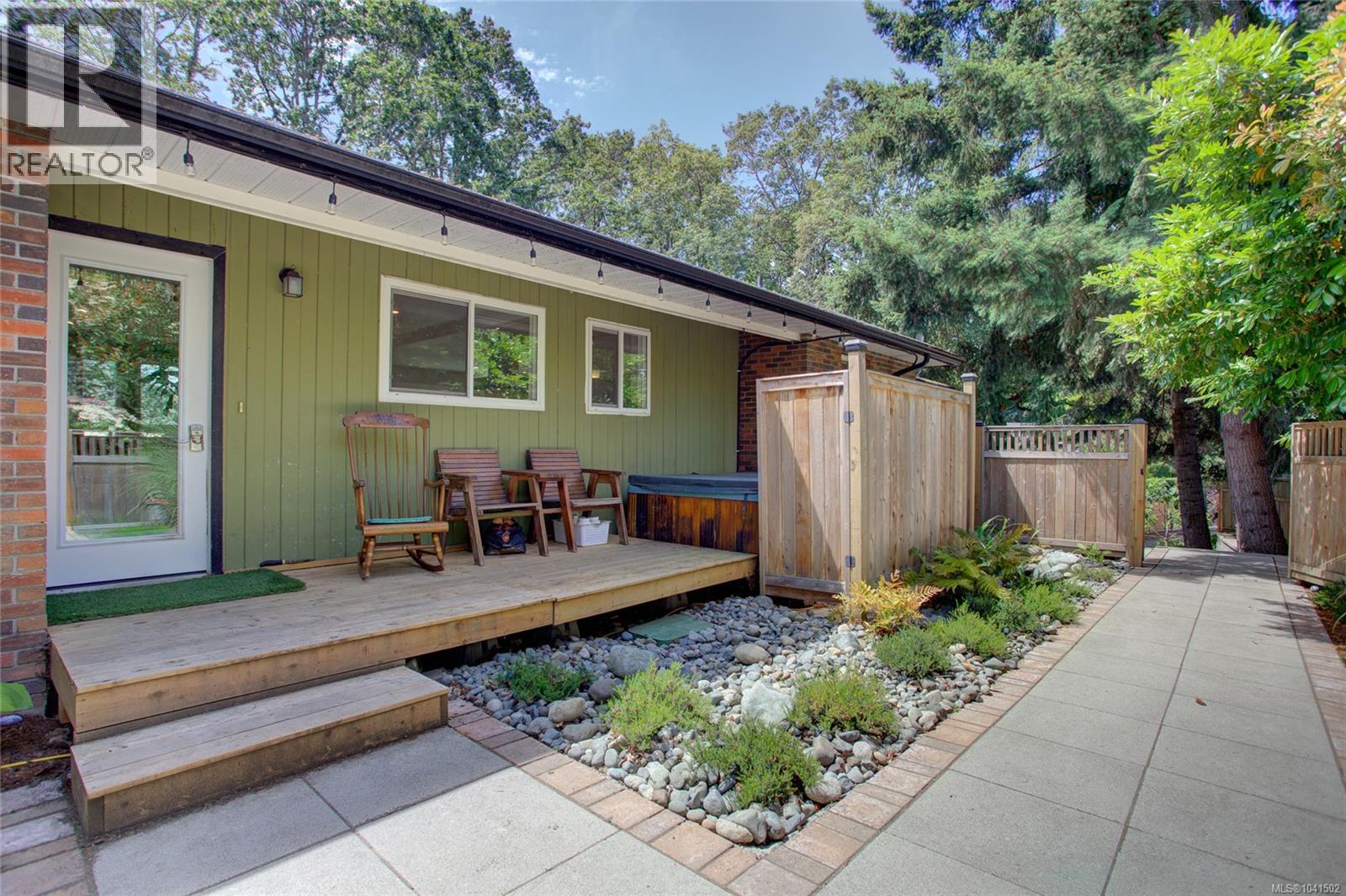 6013 Wisteria Pl - 36