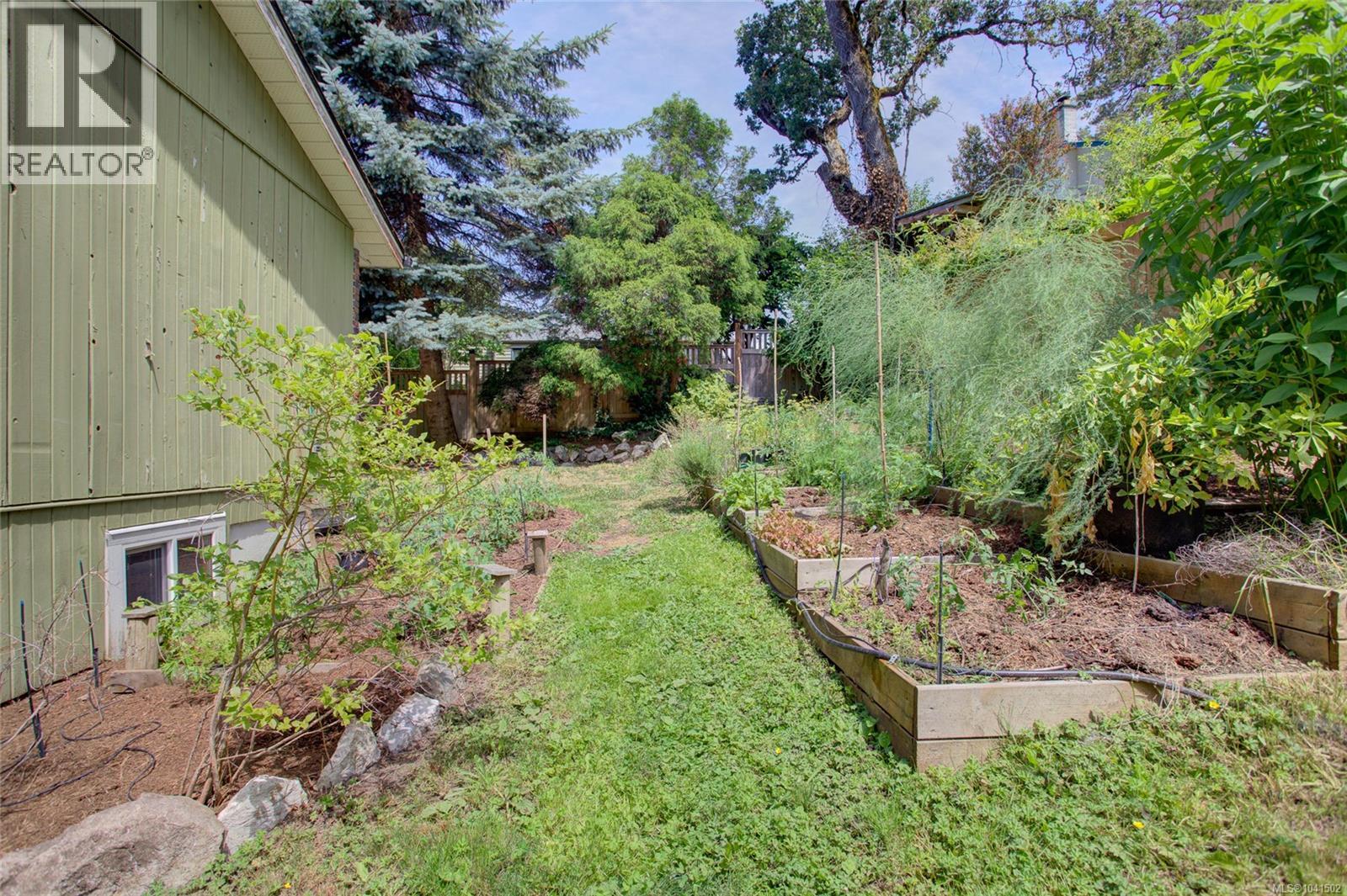 6013 Wisteria Pl - Image 57