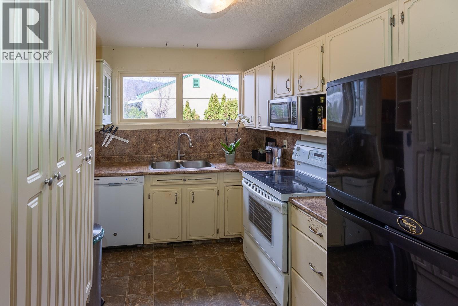 3606 Old Okanagan Highway - 6