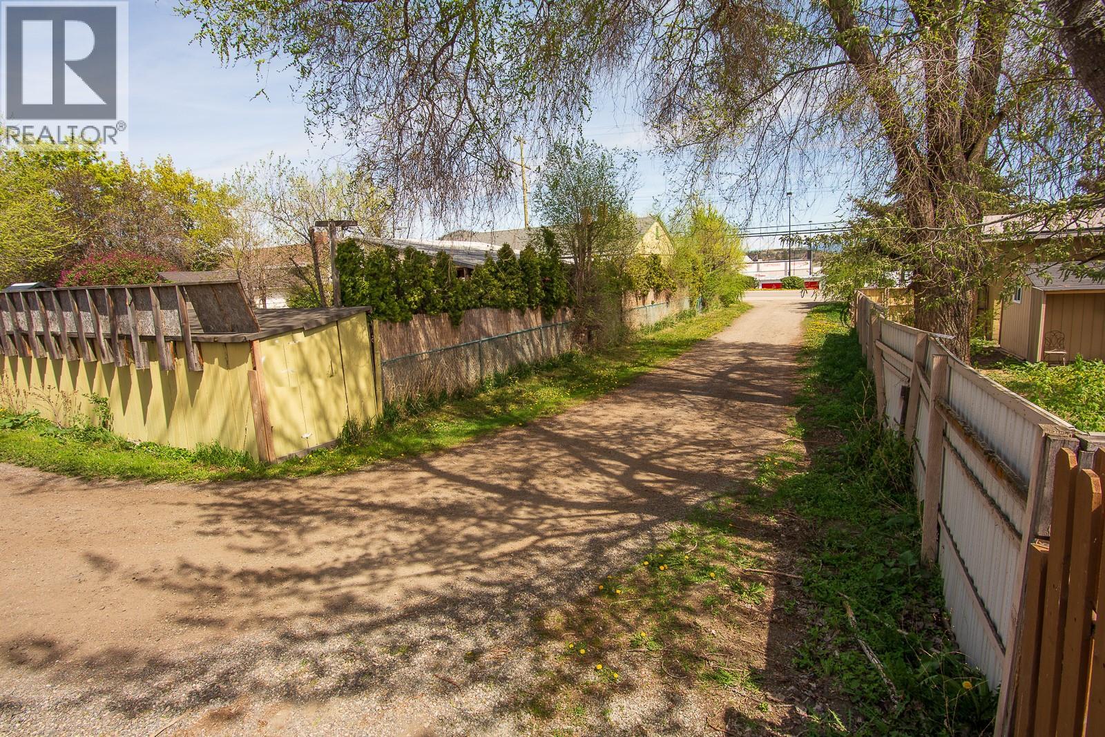 3606 Old Okanagan Highway - 25