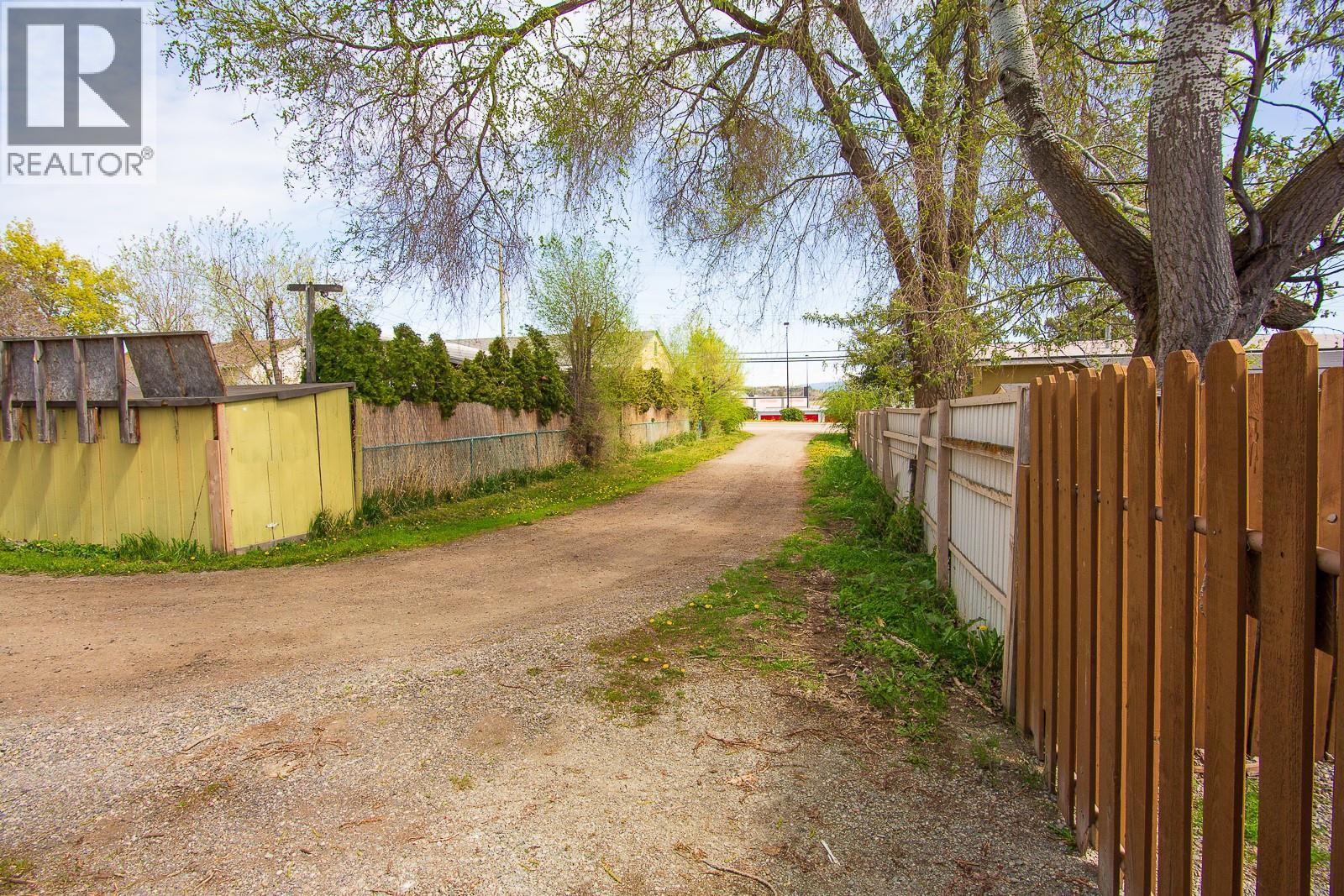 3606 Old Okanagan Highway - 27