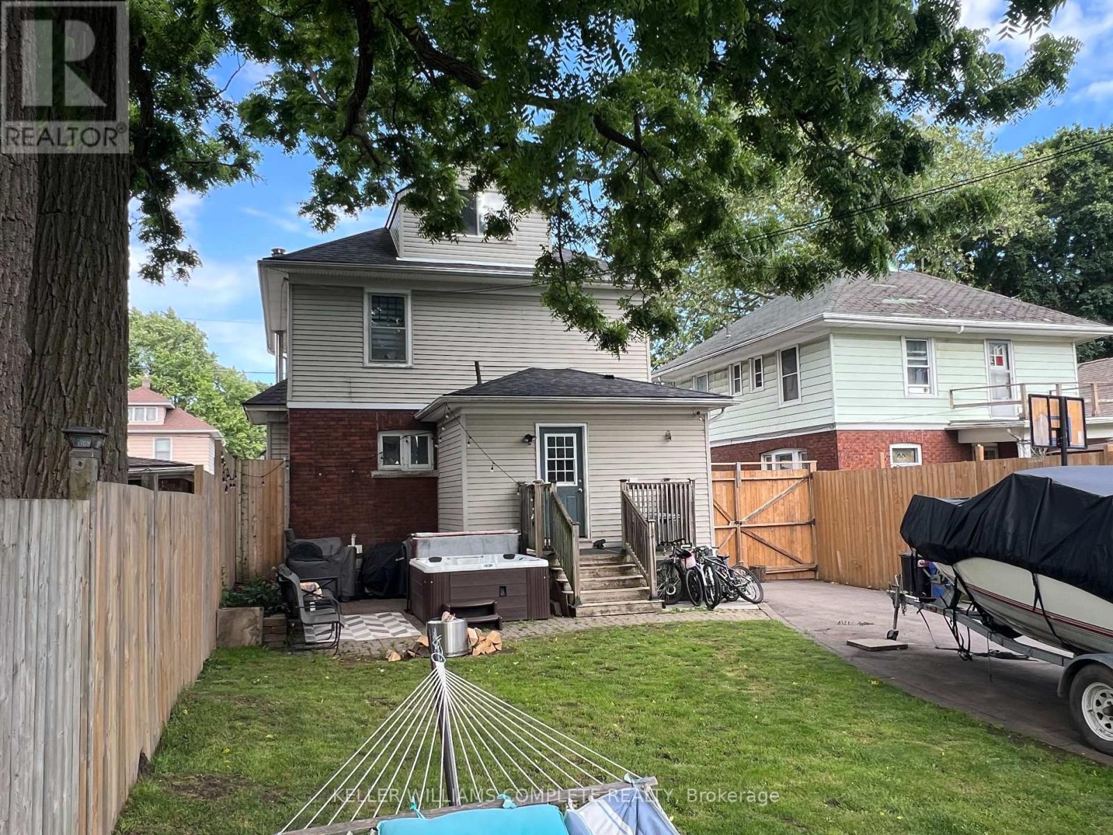 5285 STUART AVENUE - 10