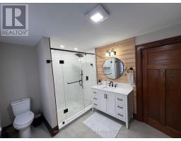 Bedroom - 5285 Stuart Avenue, Niagara Falls, ON L2E4M9 Photo 7
