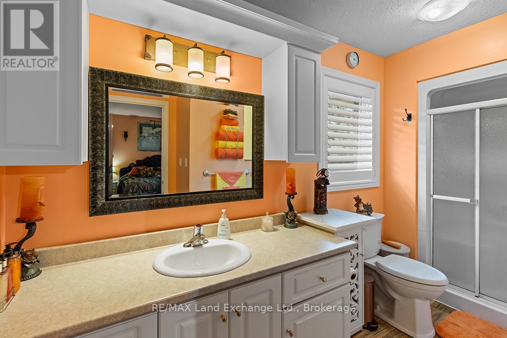 785 WOODLAND DRIVE - 14