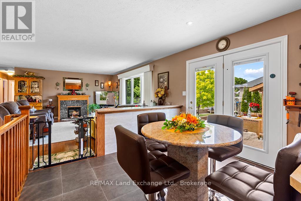 785 WOODLAND DRIVE - 9