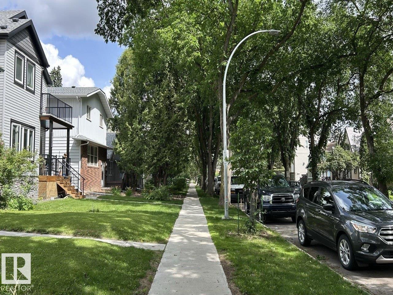 10936 81 AV NW — photo 6