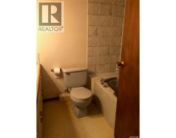 304 1st Avenue Ne, Preeceville, SK S0A3B0 Photo 52