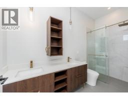 2 678 E 22nd Avenue, Vancouver, BC V5V1V4 Photo 9