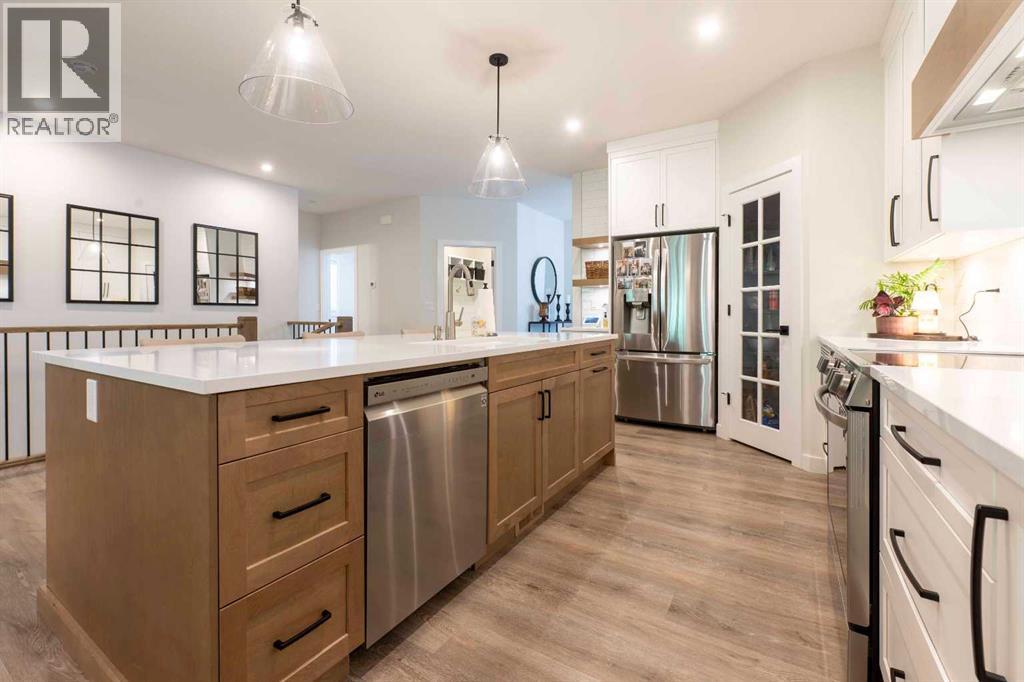 201 Thompson Crescent — photo 10