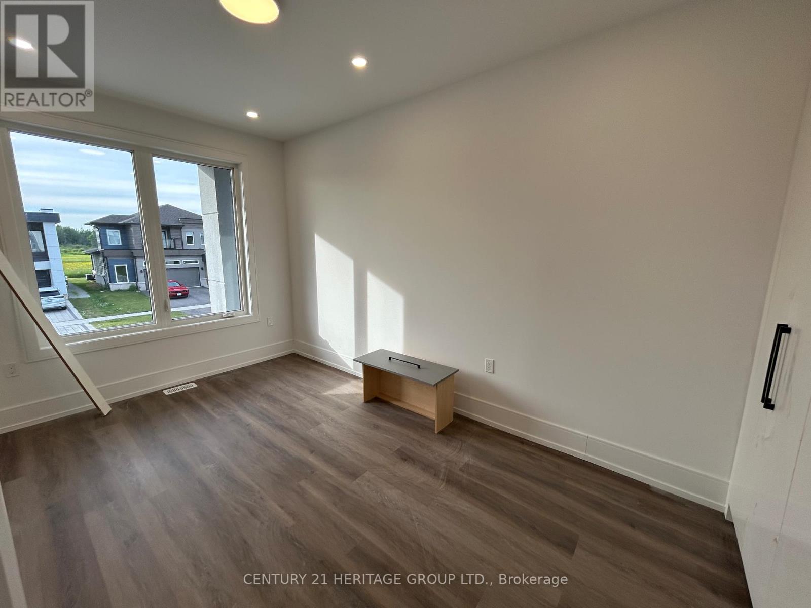 3716 QUAYSIDE DRIVE - 23