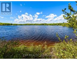 686 East Fox Lake Road, Huntsville, ON P1H2J2 Photo 6