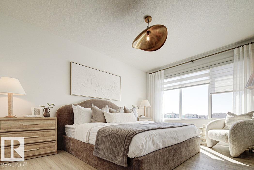 17631 7 ST NE - 52