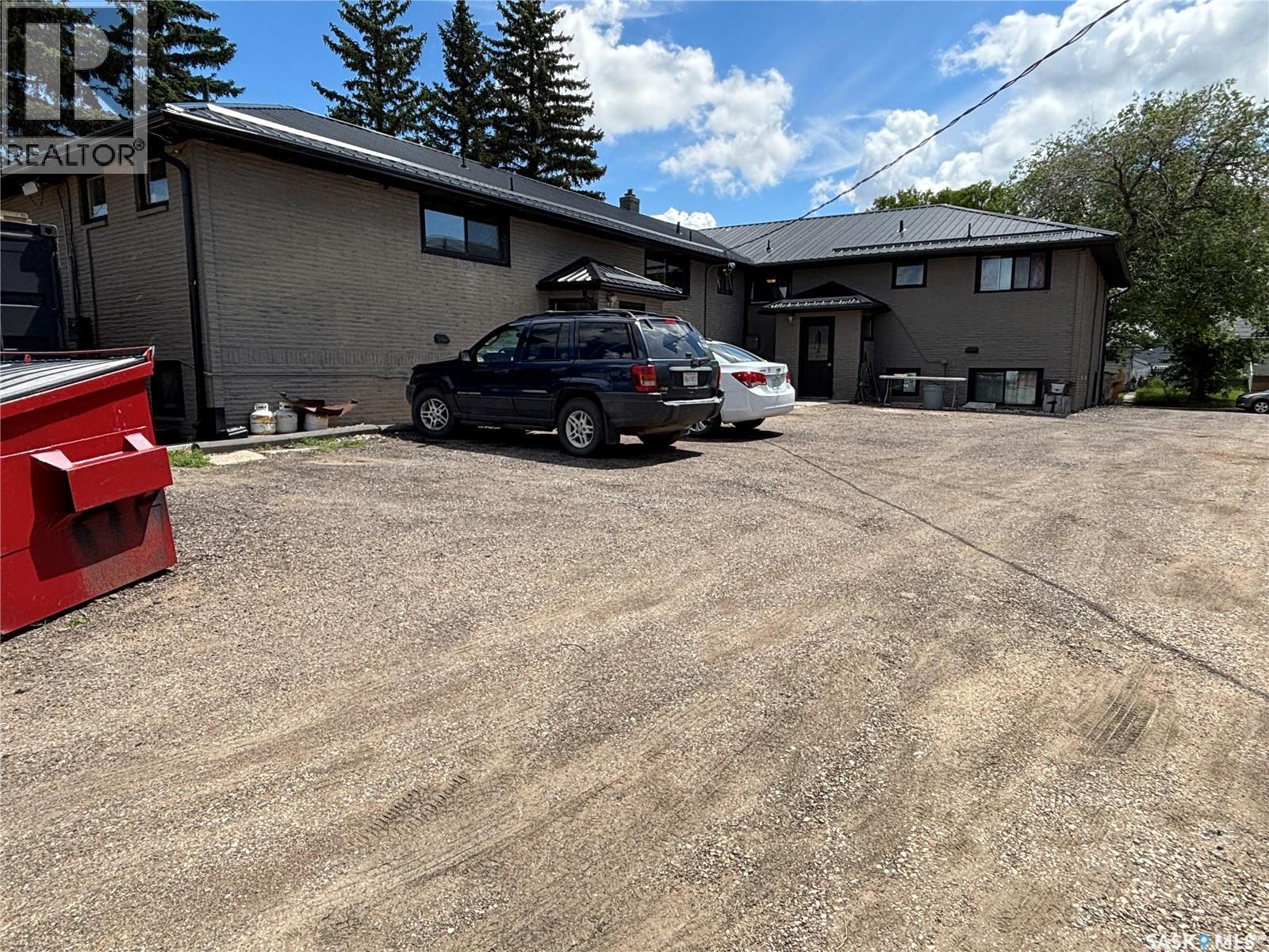 2440 ABBOTT ROAD - 3
