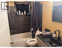 2440 Abbott Road, Regina, SK S4N2K3 Photo 21