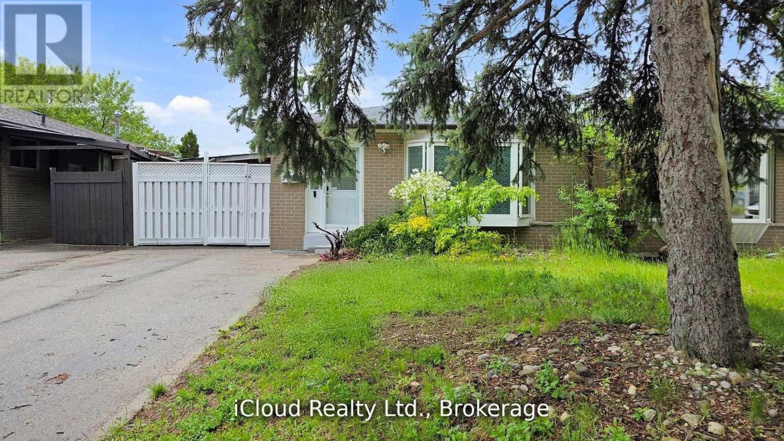 19 FLAMINGO CRESCENT - 2
