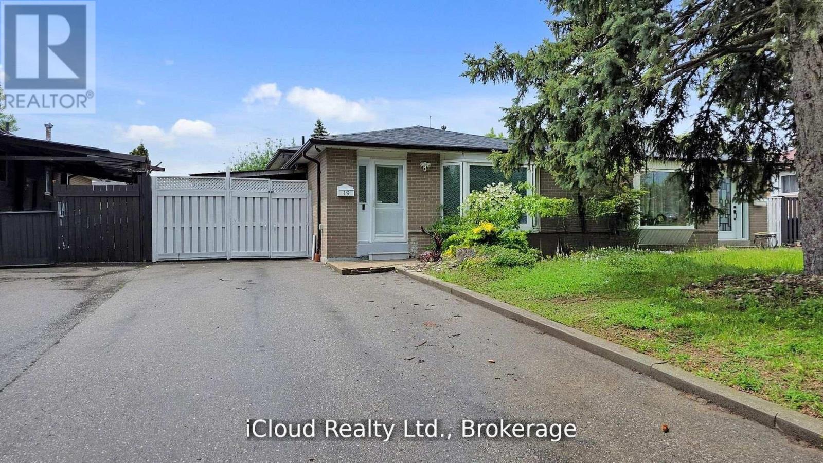 19 FLAMINGO CRESCENT - 3
