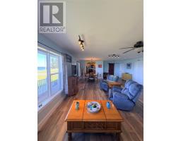138 Birchy Point Road thumbnail 15