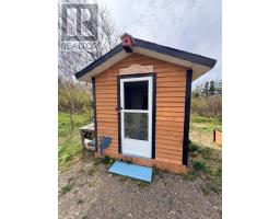 138 Birchy Point Road thumbnail 40