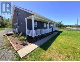 138 Birchy Point Road thumbnail 5