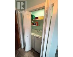 138 Birchy Point Road thumbnail 8