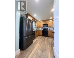 138 Birchy Point Road thumbnail 9