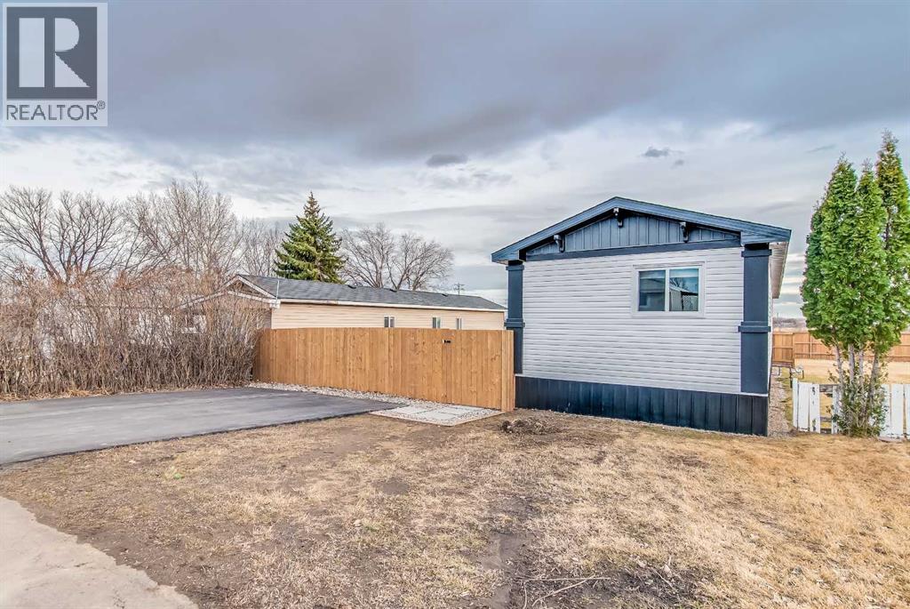 134, 4000 13 Avenue SE - 2