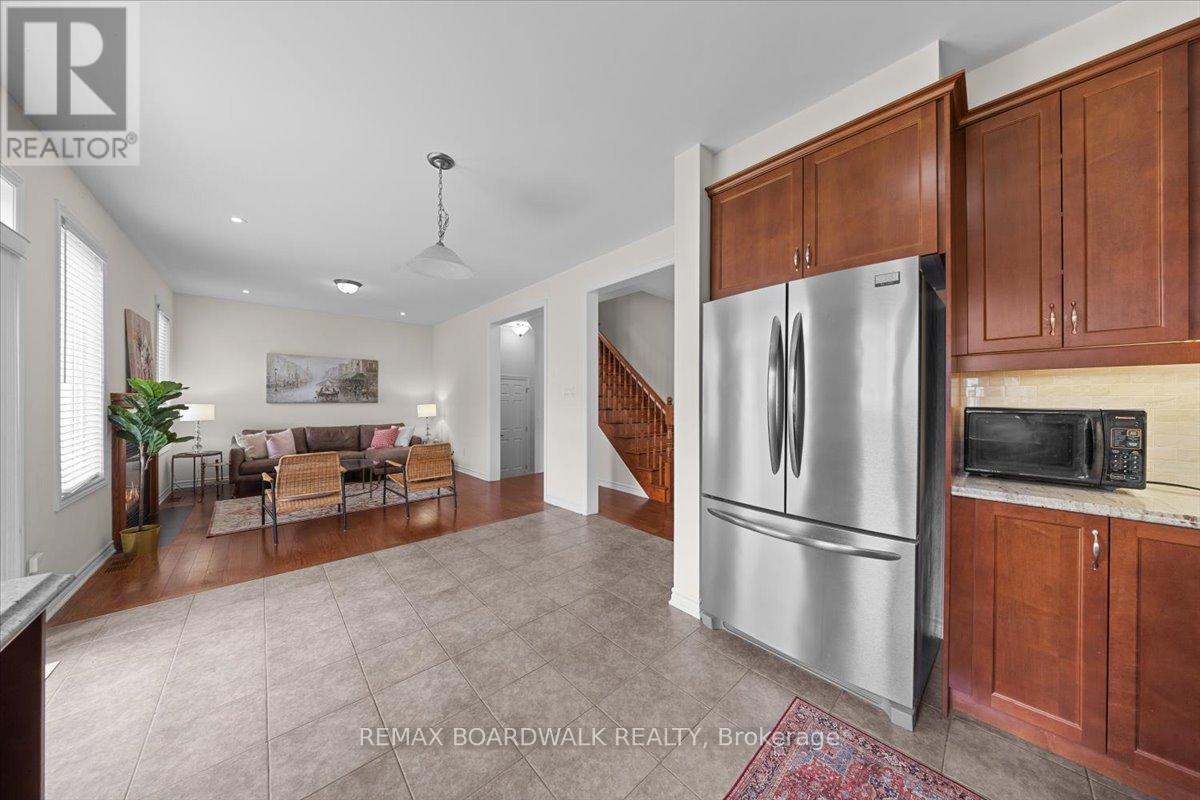 336 GALLANTRY WAY - 12