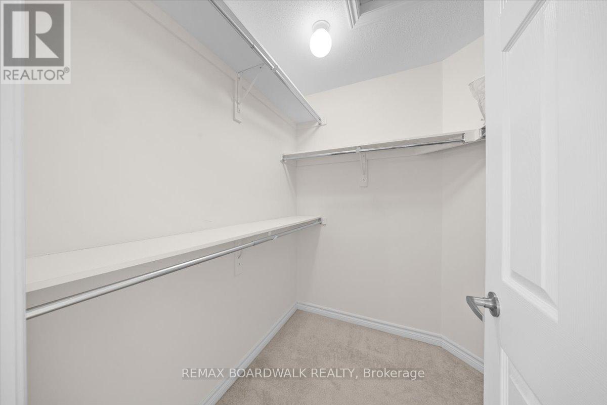 336 GALLANTRY WAY - 24