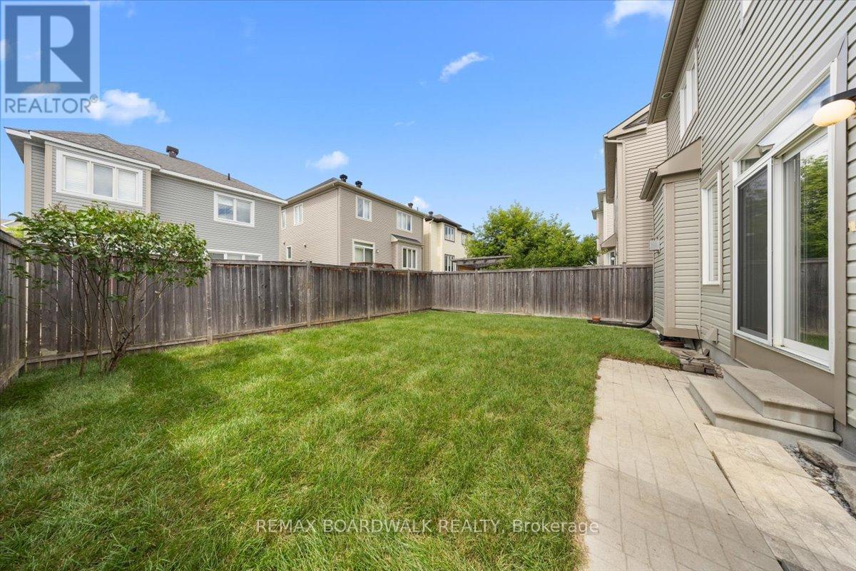 336 GALLANTRY WAY - 34