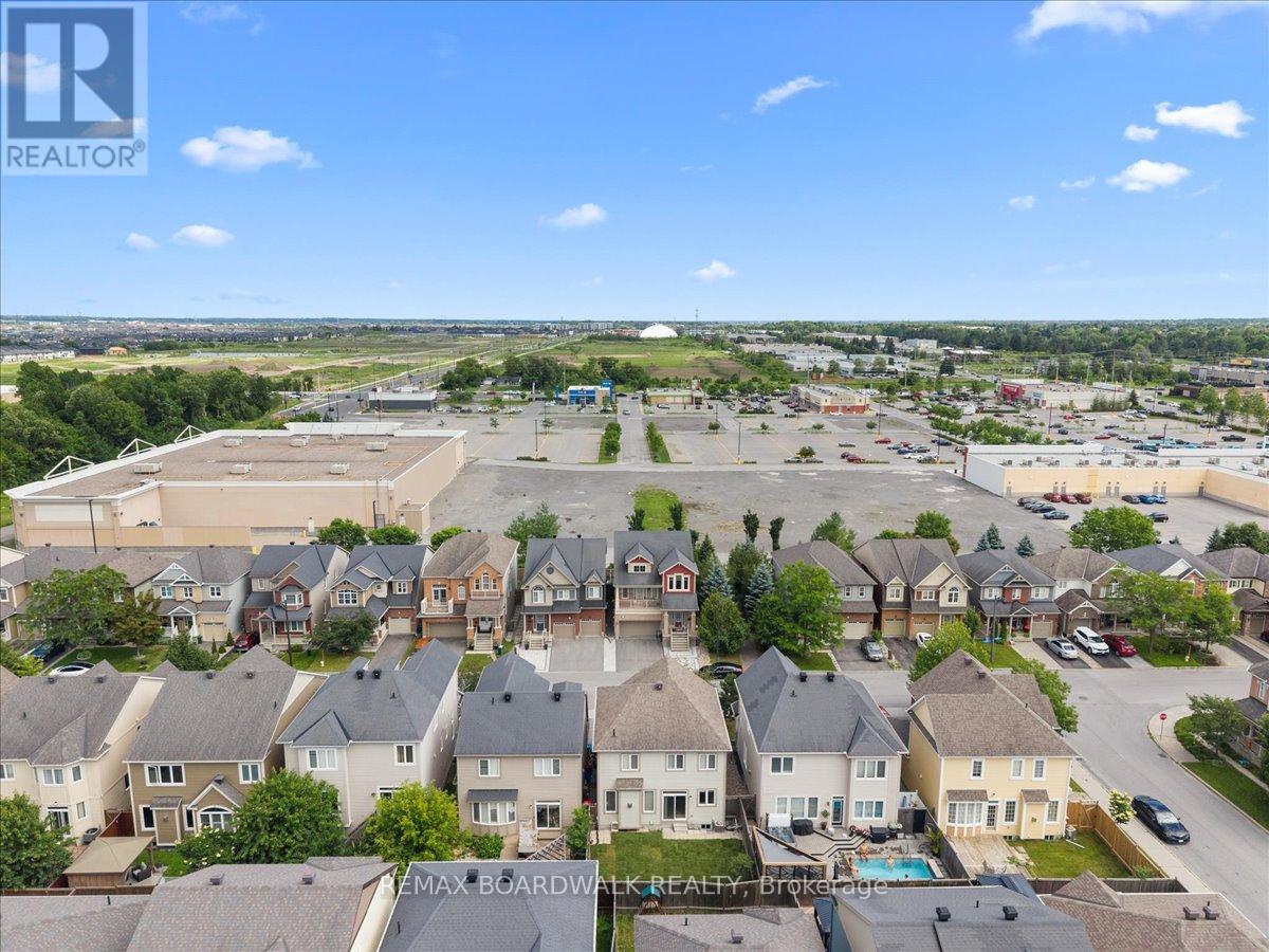 336 GALLANTRY WAY - 39