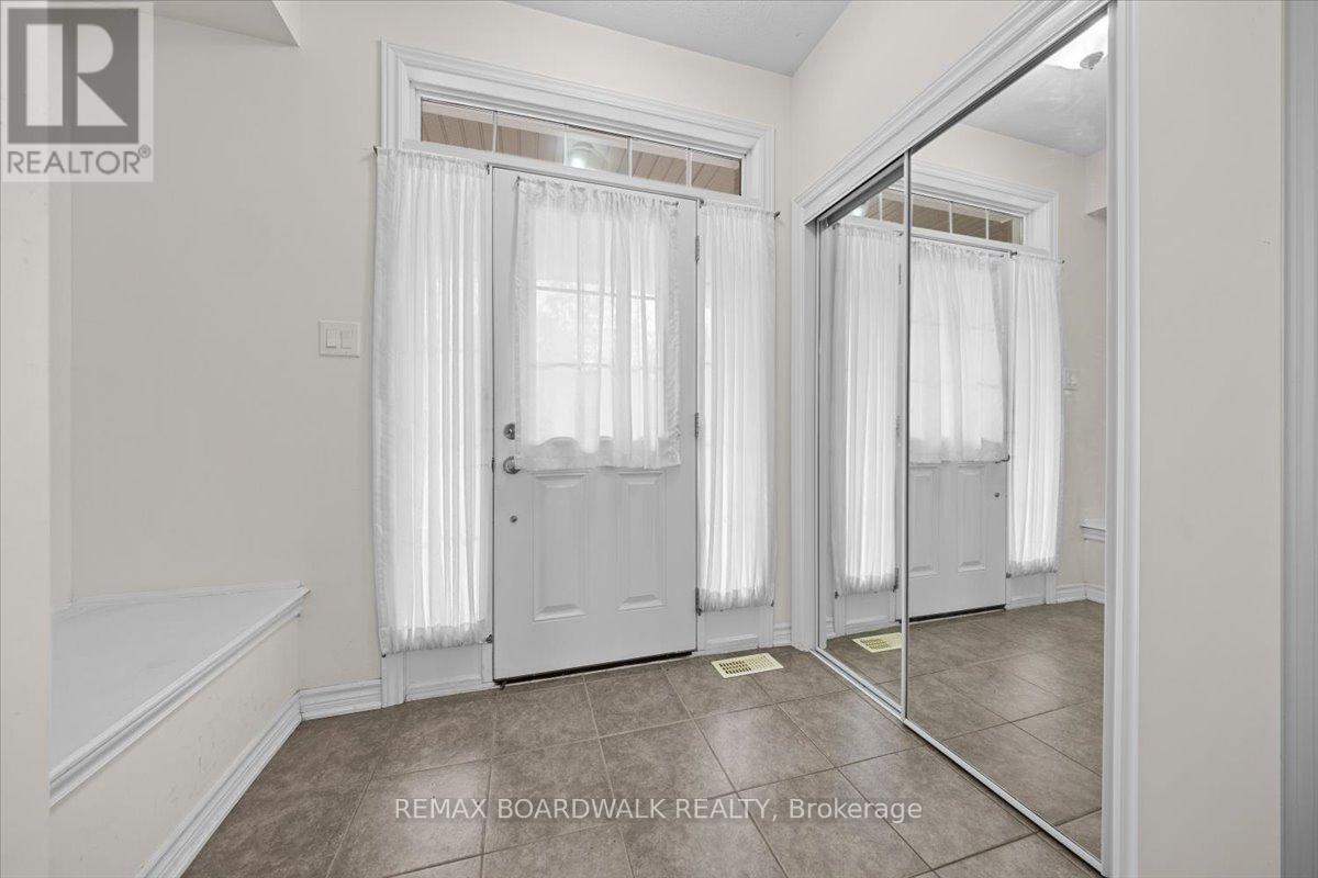 336 GALLANTRY WAY - 4