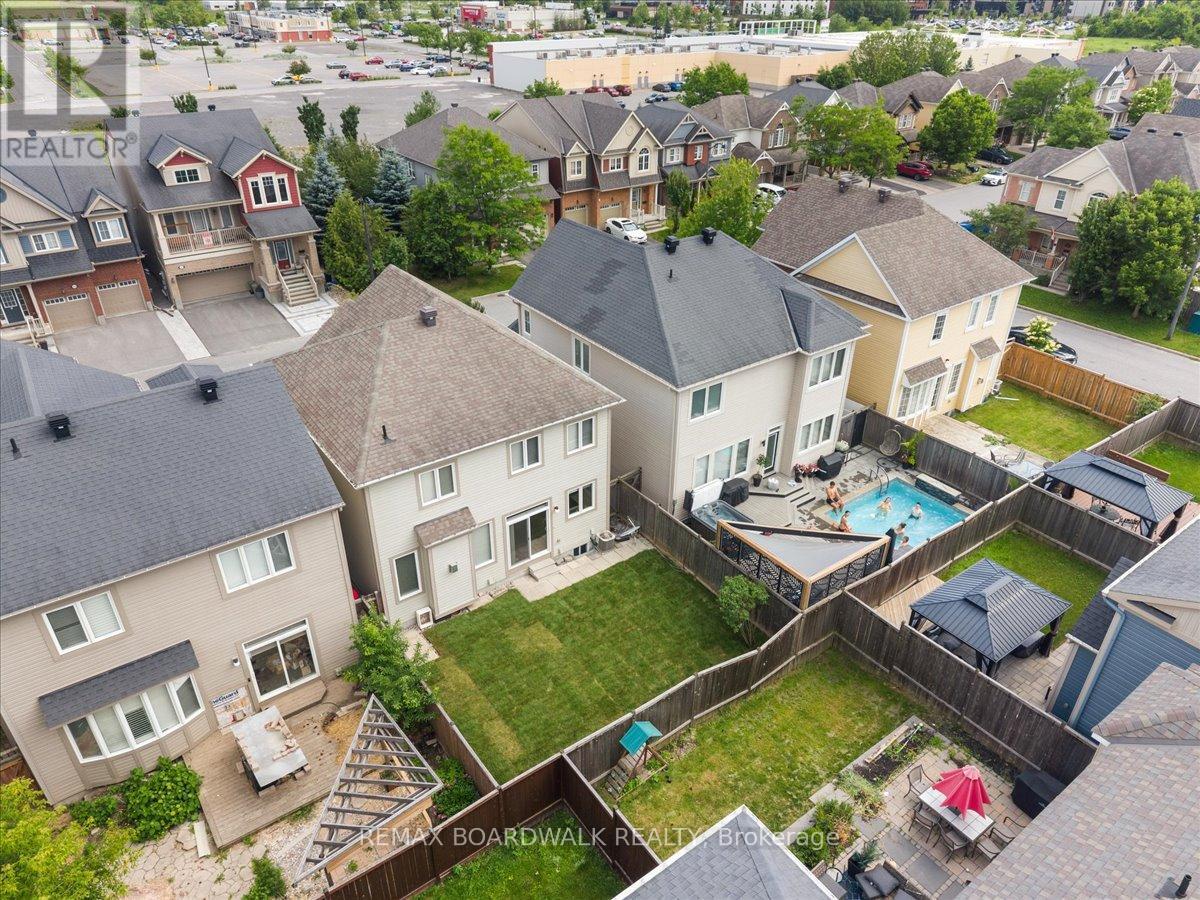 336 GALLANTRY WAY - 40