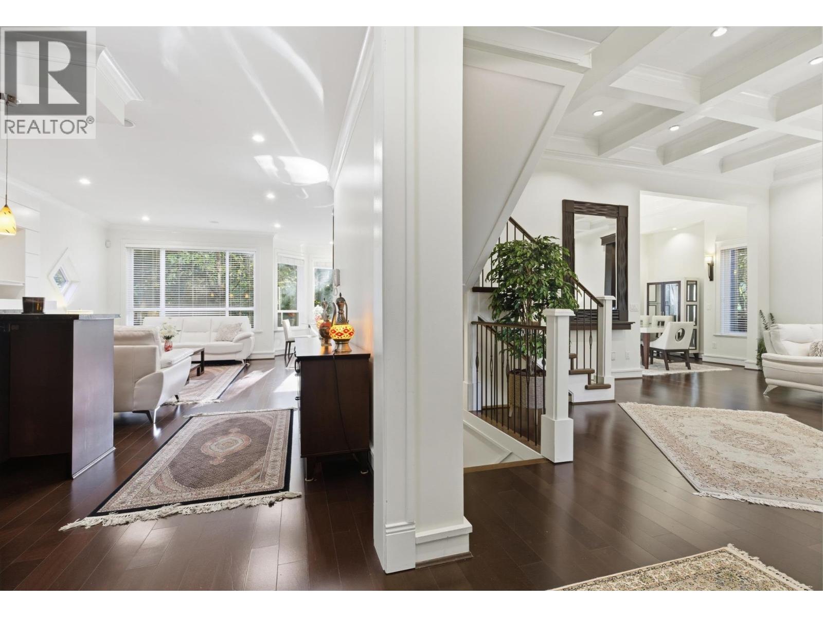 1017 CANYON BOULEVARD — photo 3