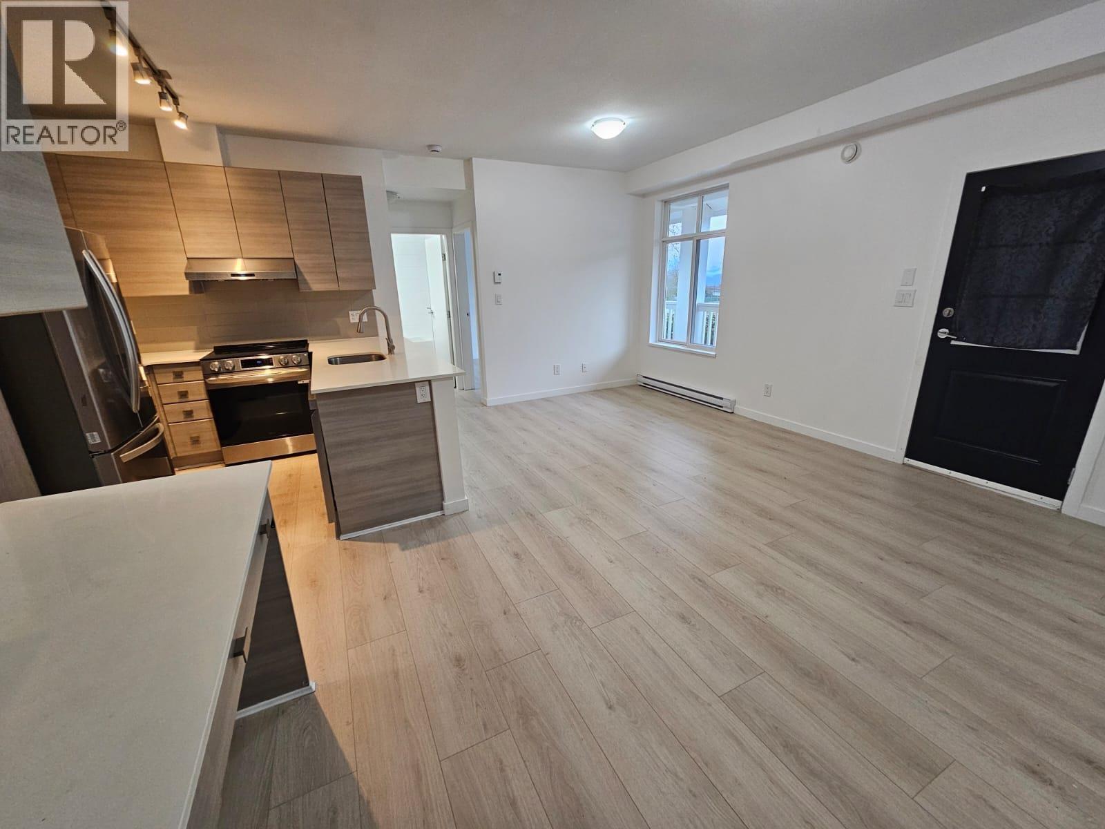 32 6965 HASTINGS STREET — photo 2