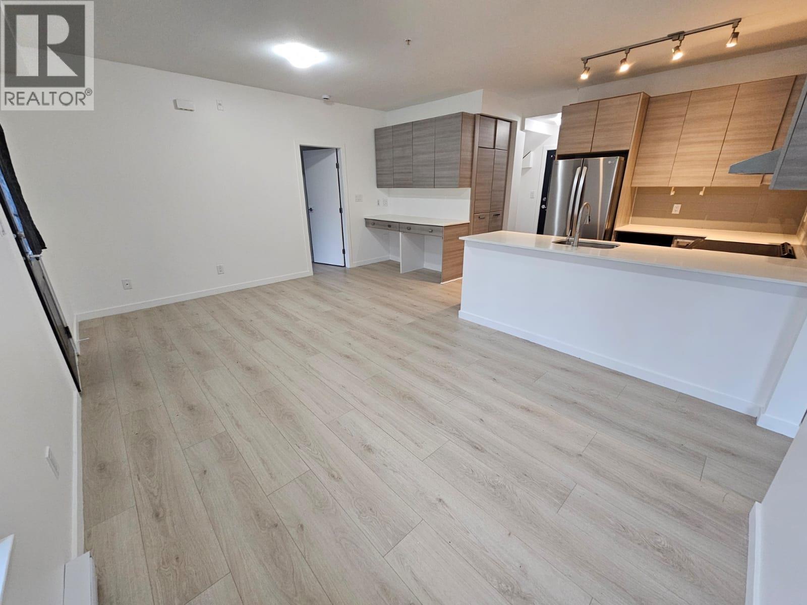 32 6965 HASTINGS STREET — photo 3