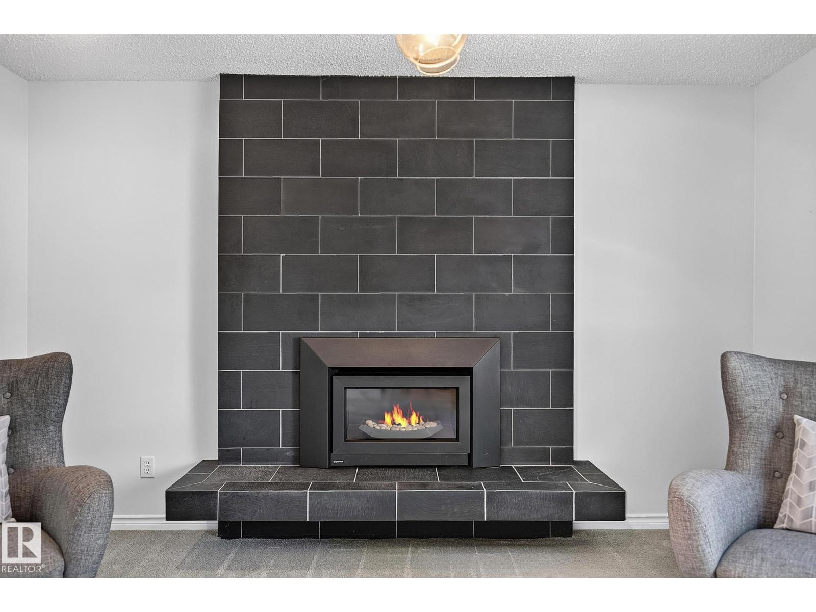 7707 156 ST NW - 19