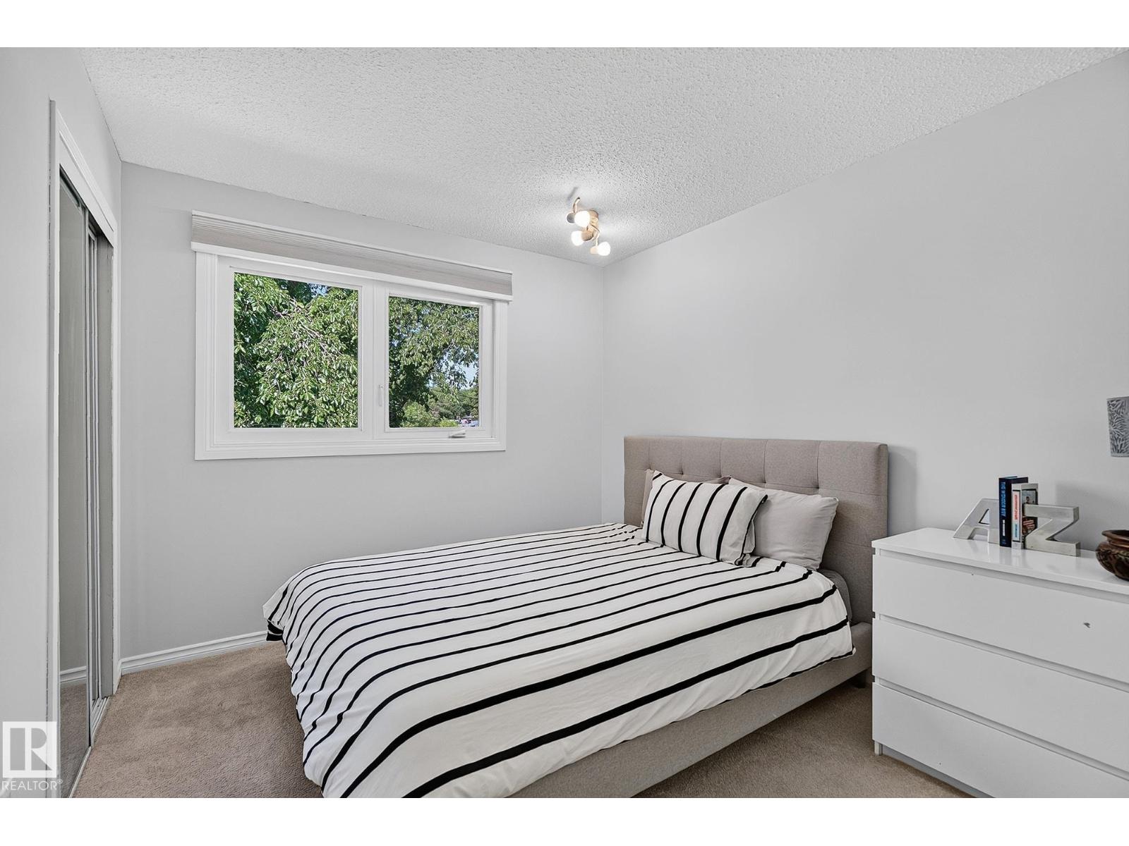 7707 156 ST NW - 23