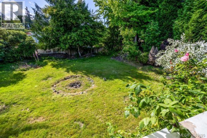 947 Townsite Rd, Nanaimo — photo 3