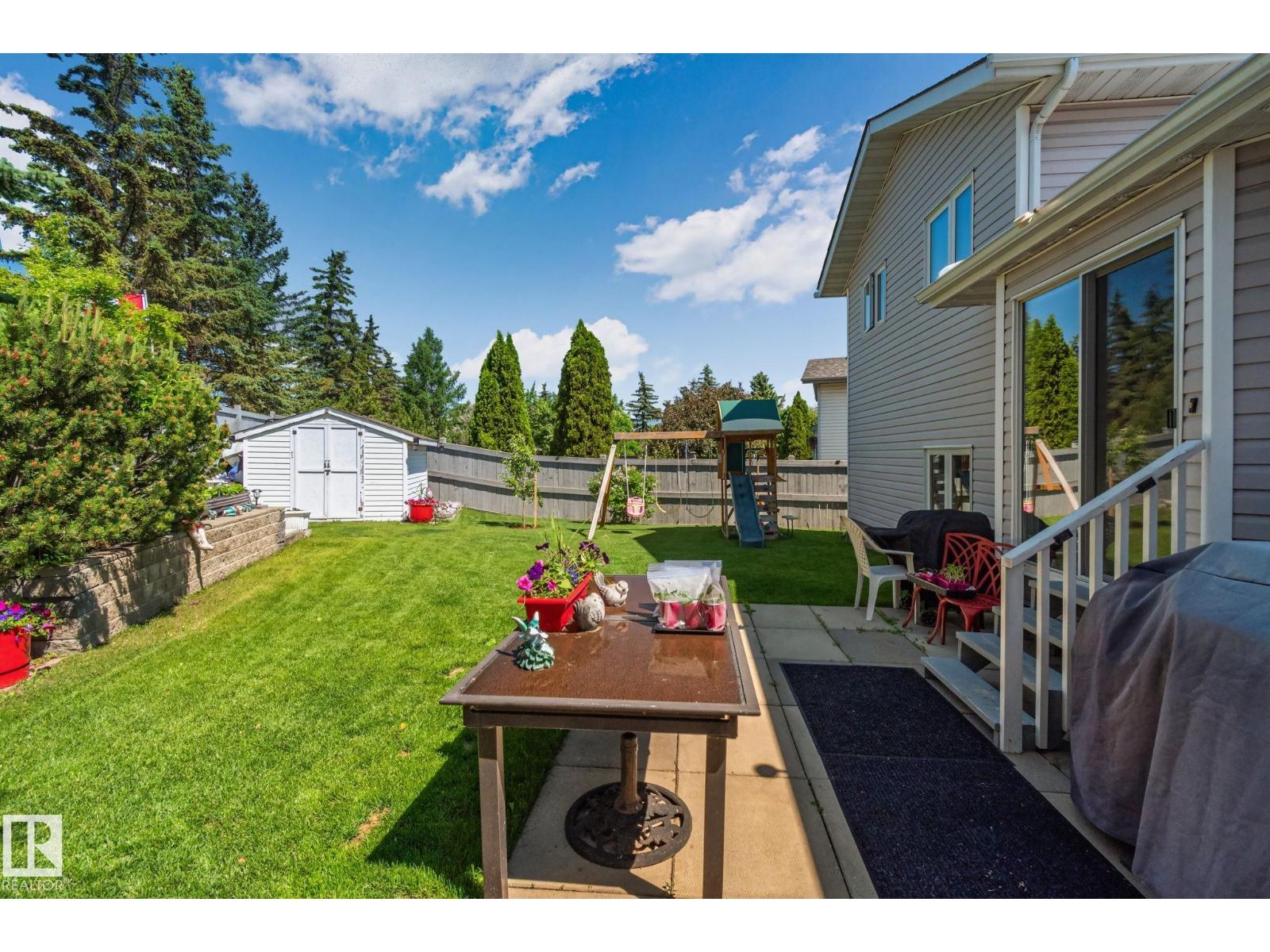 9615 175 AV NW — photo 49