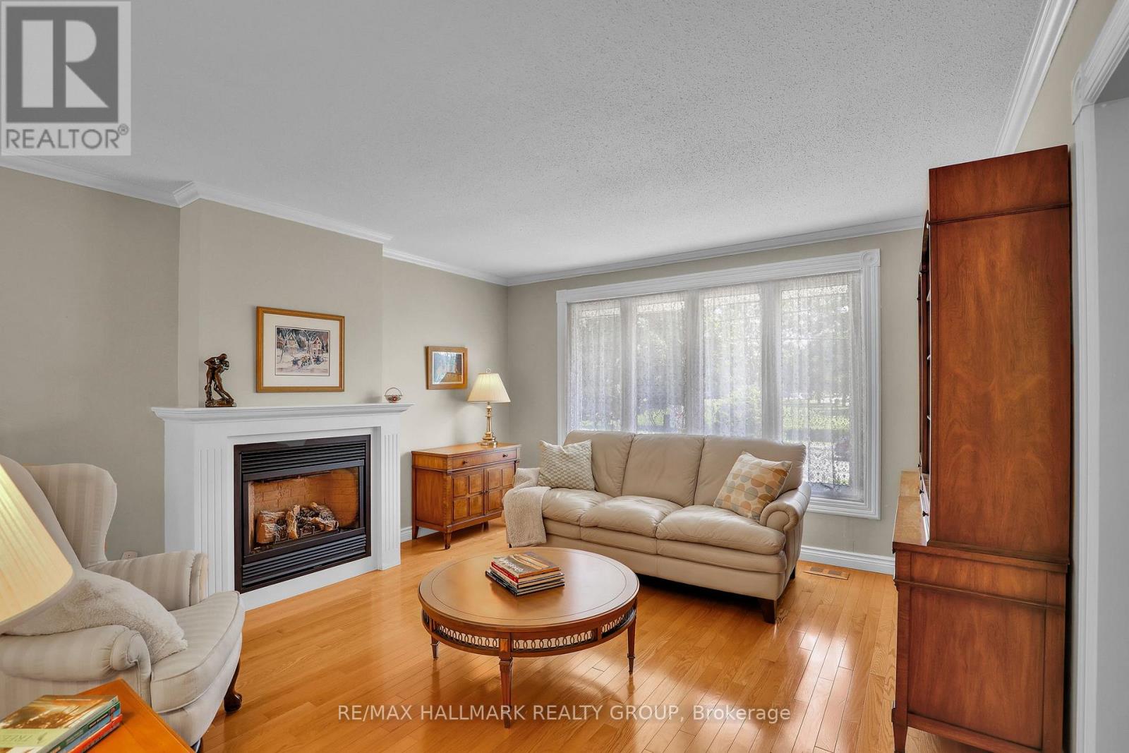 3242 ALBION ROAD S - 12