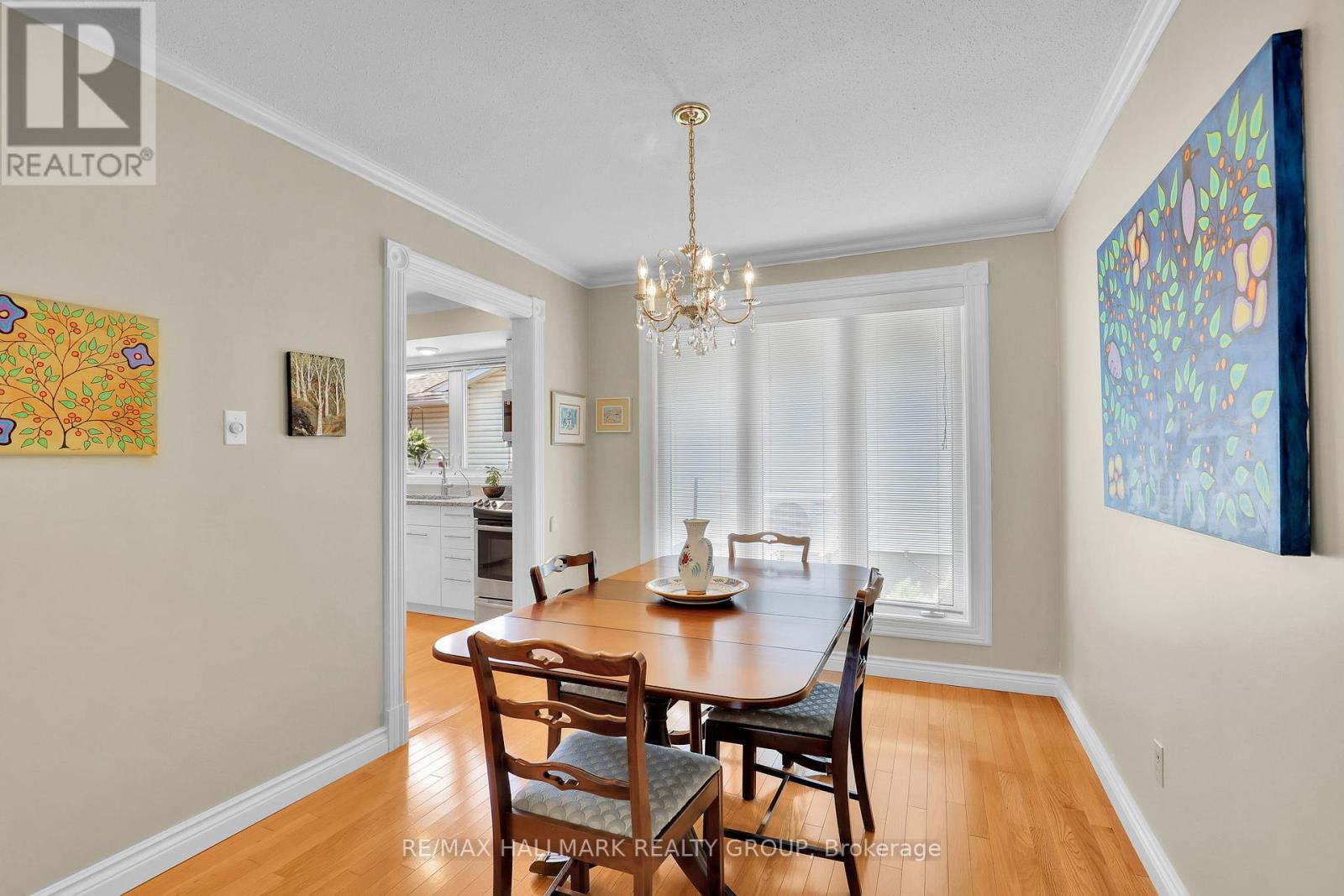 3242 ALBION ROAD S - 15